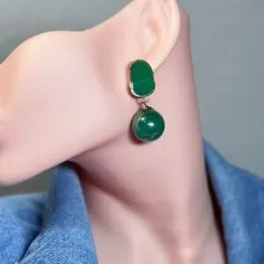 Classic Design Green Drop Earrings
